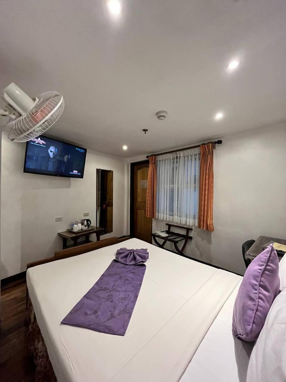 Log Cabin Hotel - Baguio Baguio City Habitación foto